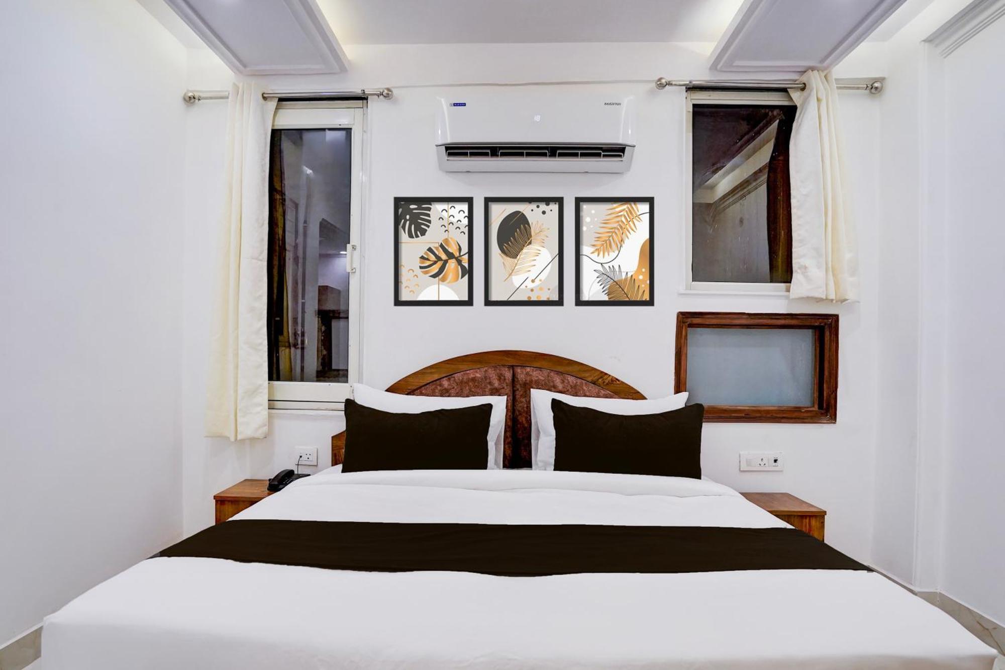 Townhouse Hotel Grand Emporio By Sbg Near Vaishali Metro Station Газиабад Екстериор снимка